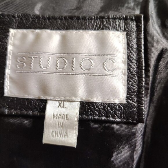 Ladies Studio C Button Down Soft Black Leather Coat Size XL - Picture 8 of 8